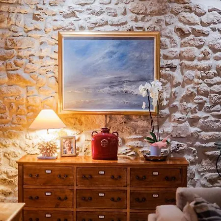 Holiday home Du Mas Du Belbuis *