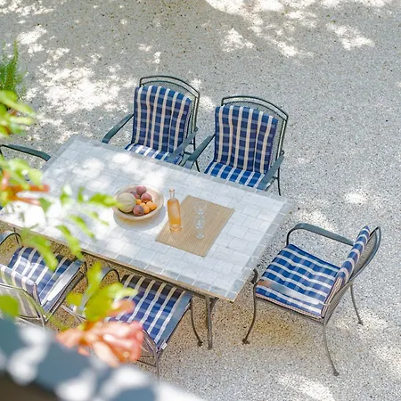 Holiday home Du Mas Du Belbuis *