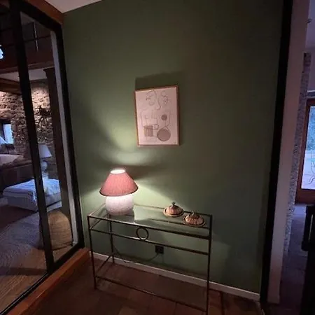Du Mas Du Belbuis